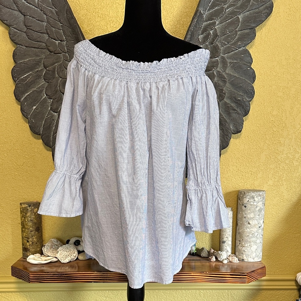 Jella C. Off-Shoulder striped Top